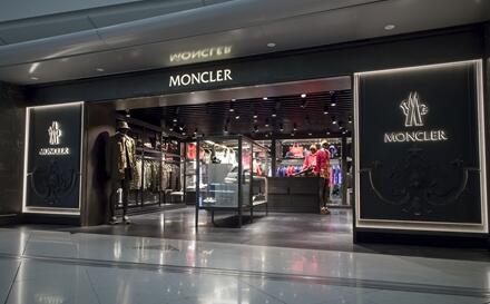 MONCLER标是什么意思